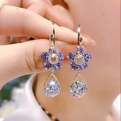 🥰Kaufe 1 und erhalte 1 gratis🥰Modische Blumen-Kristall-Ohrringe